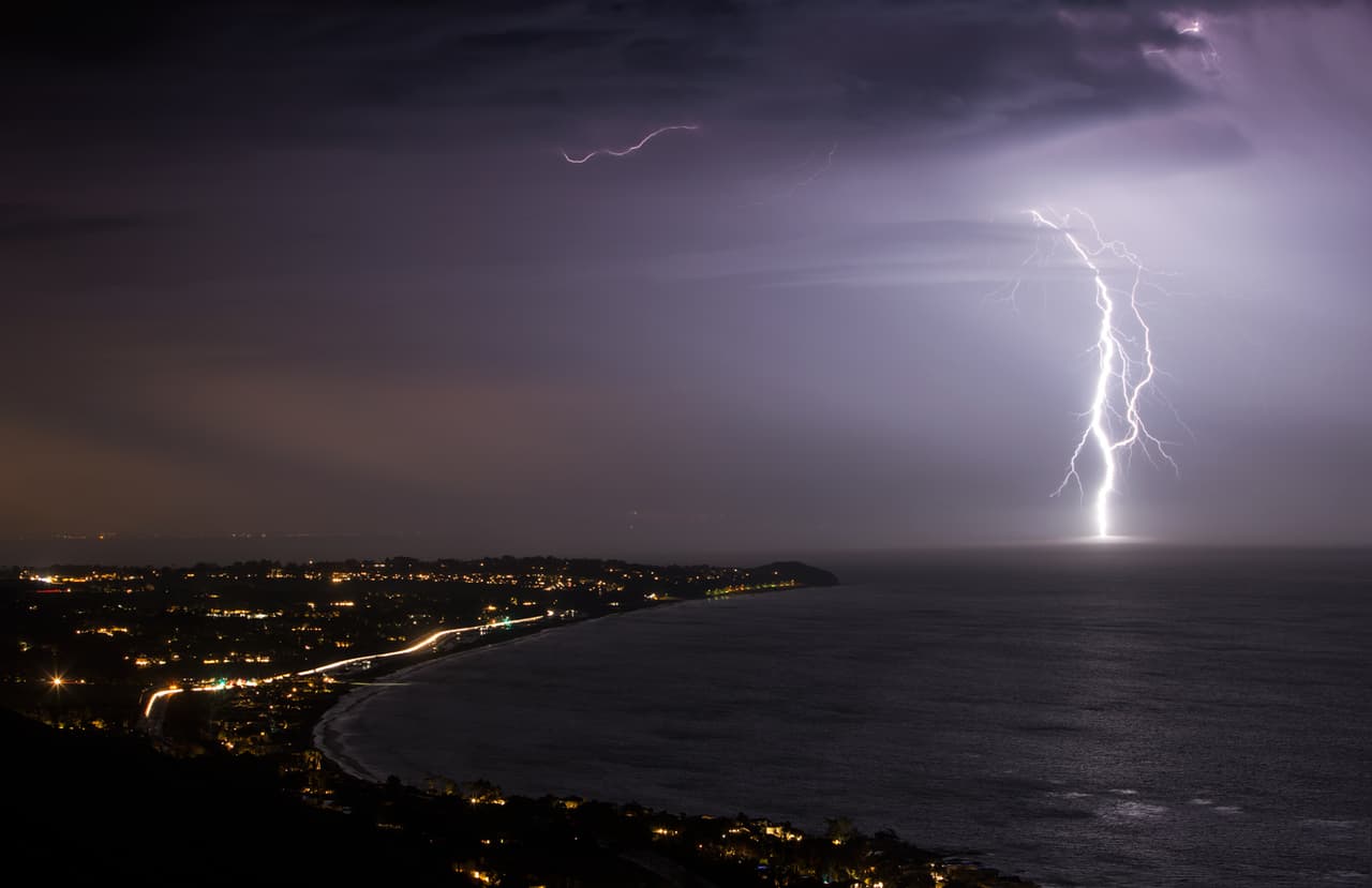 Lloviznas y tormentas eléctricas se prevén el Los Ángeles para este lunes por la noche