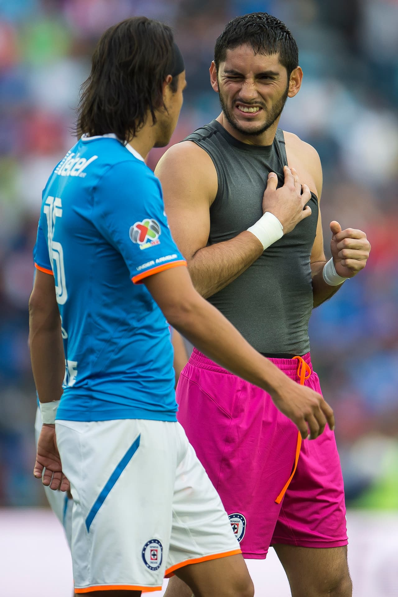 Jesús Corona estará tres meses fuera con Cruz Azul