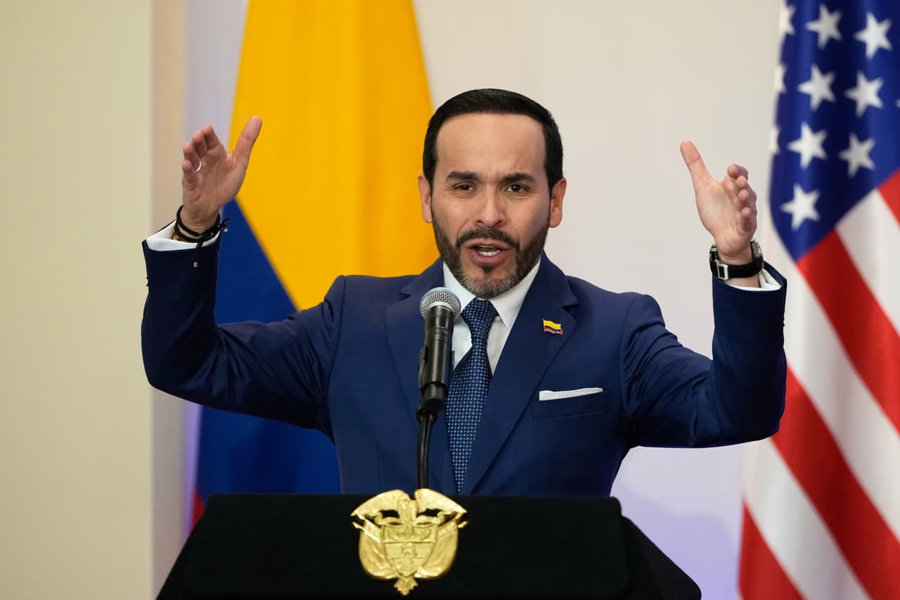 Fiscalía de Colombia acusa a cabecilla de disidencias de las FARC de matar a periodista
