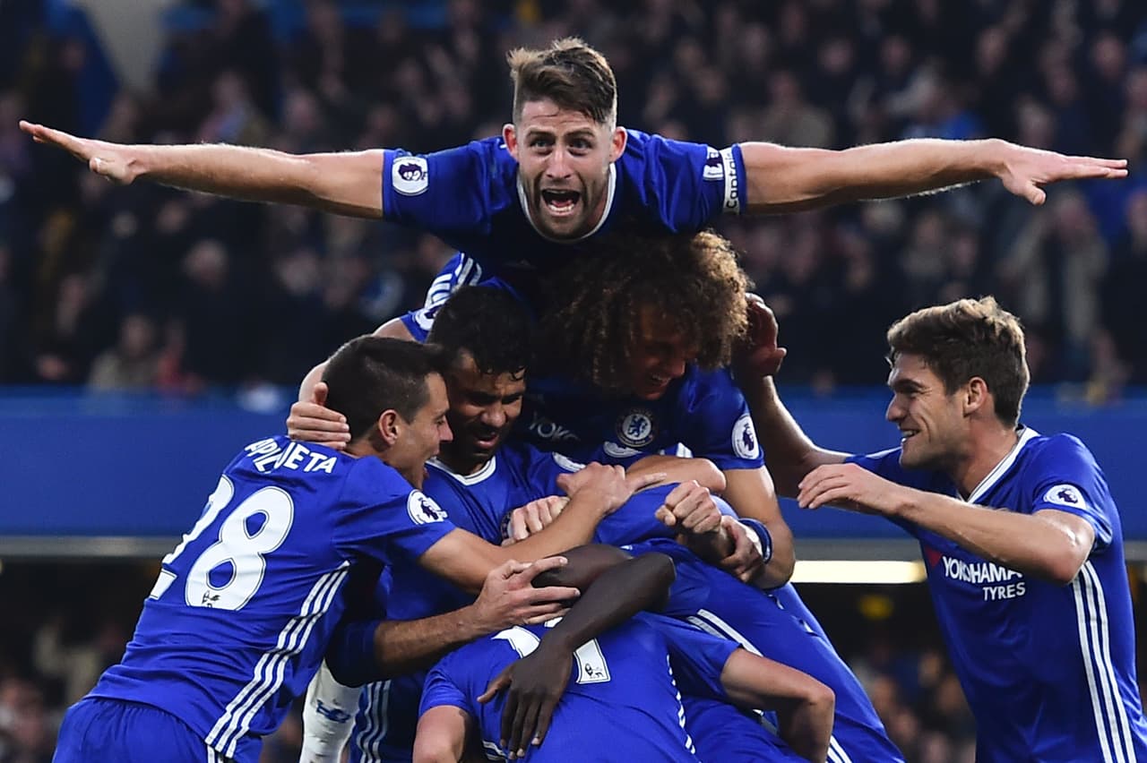 Chelsea golea sin piedad al Manchester United de Mourinho