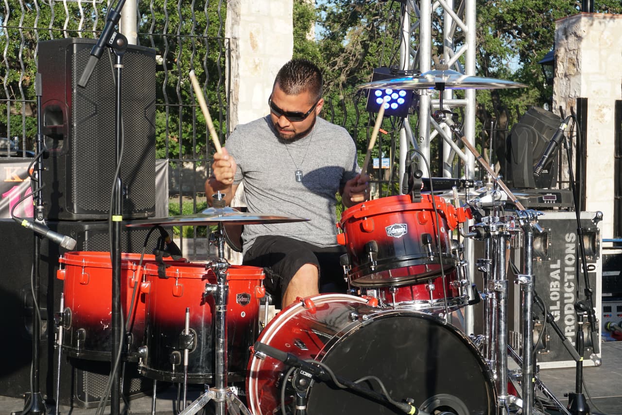 Ram Herrera, Los Banger Broz and Jorge Alejandro took the stage inside La Villita.