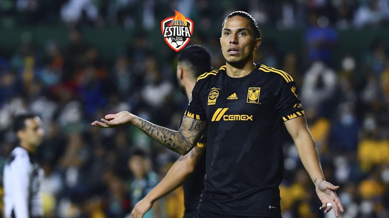 Carlos Salcedo se encuentra en la mira del Porto y del Palmeiras