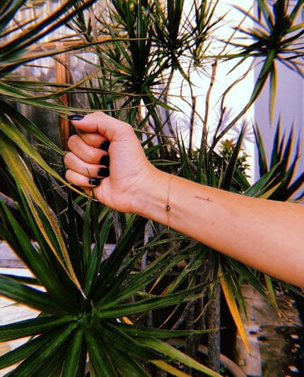 Paulina Peña Pretelini, la hija del presidente de México, también se realizó un tatuaje, pero ella prefirió que se lo hicieran en el antebrazo.