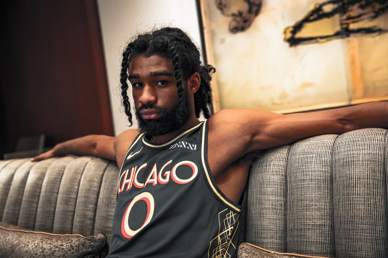 Detalles en oro para representar los lujosos vestíbulos dorados de muchos de los edificios emblemáticos del centro de Chicago.