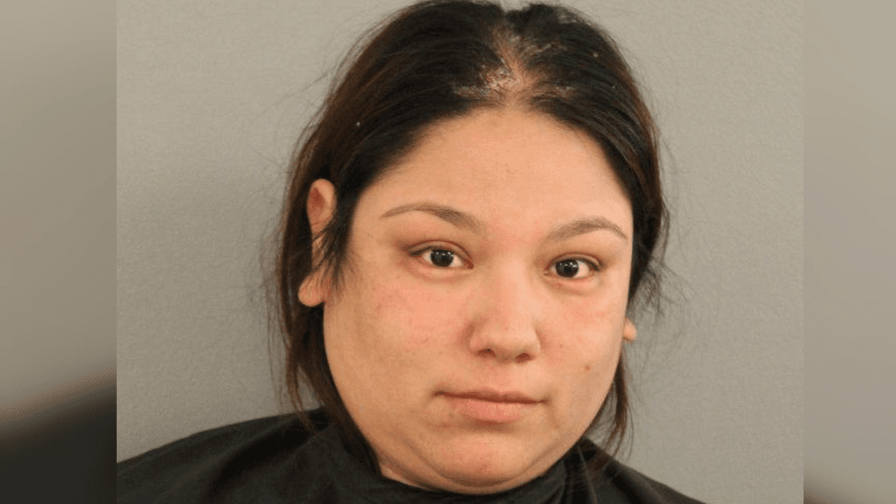 Elida García, de 23 años, también enfrenta el cargo de posesión de marihuana.