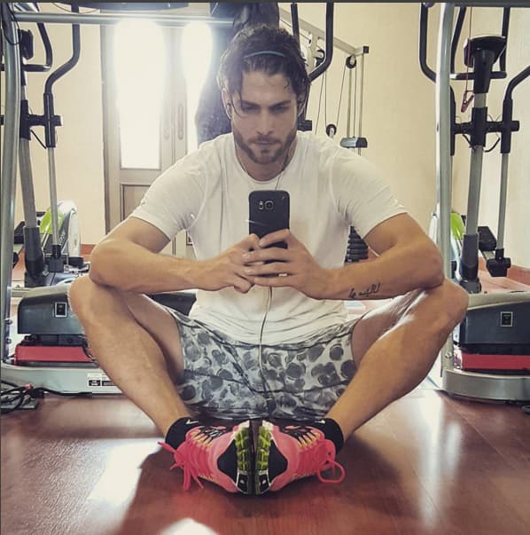 Este galán mantuvo una relación con Grettell Valdez por más de un año.