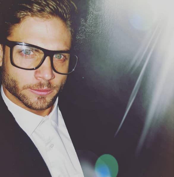 En esta historia dio vida a 'Renato'.