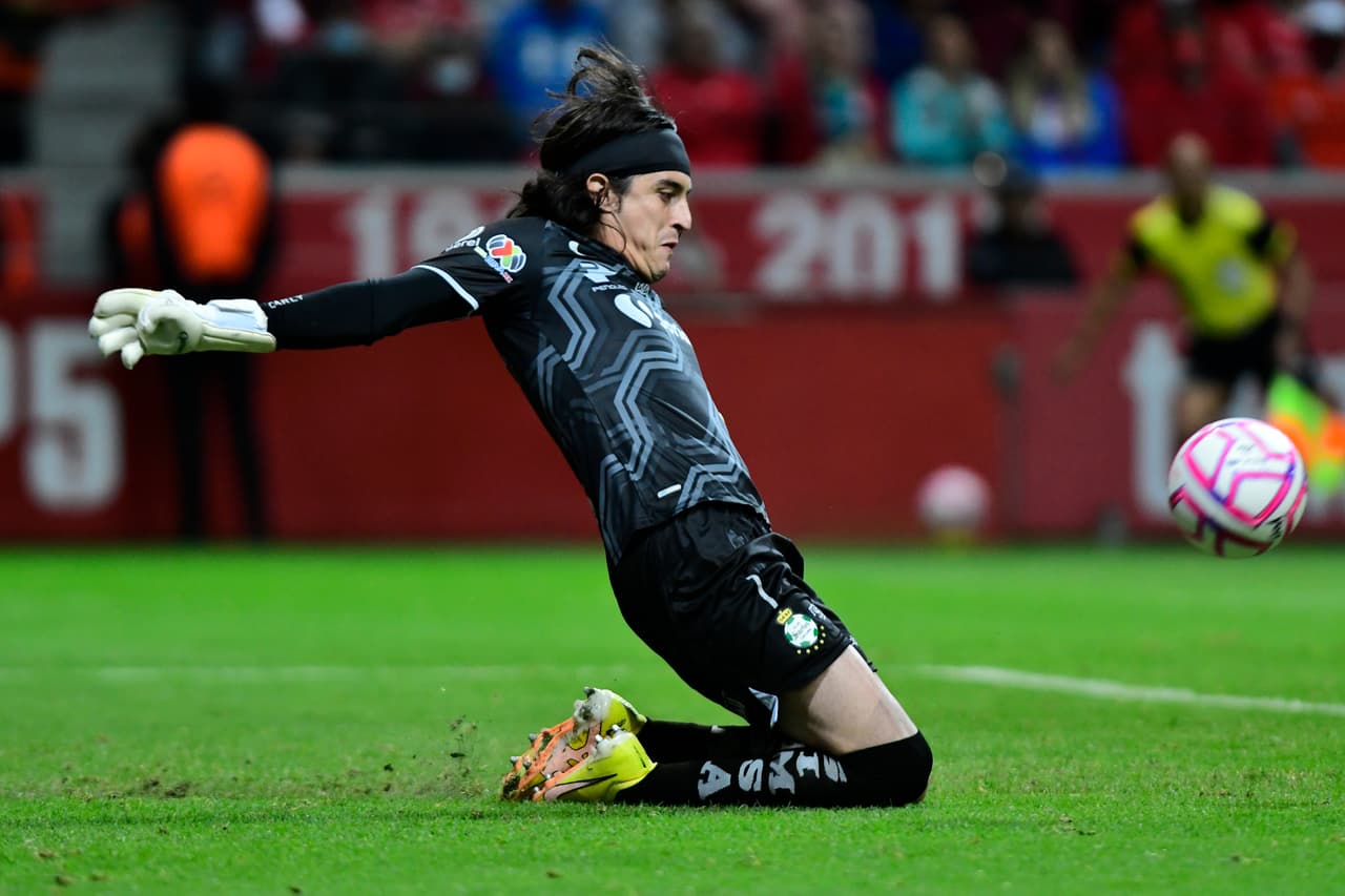 Con gol de último minuto el Toluca se llevó la victoria ante Santos en el juego de Ida de los Cuartos de Final.