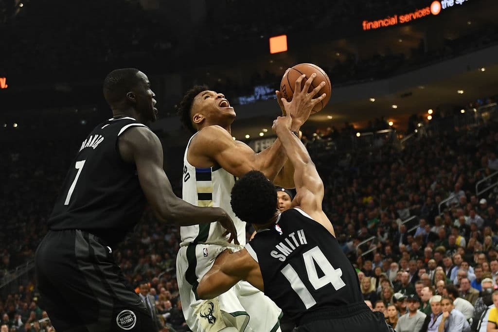 Solamente en dos ocasiones los Pistons tuvieron la ventaja en el partido, la última en el segundo periodo cuando ganaban 57-56, pero eso fue muy fugaz, y efímero.