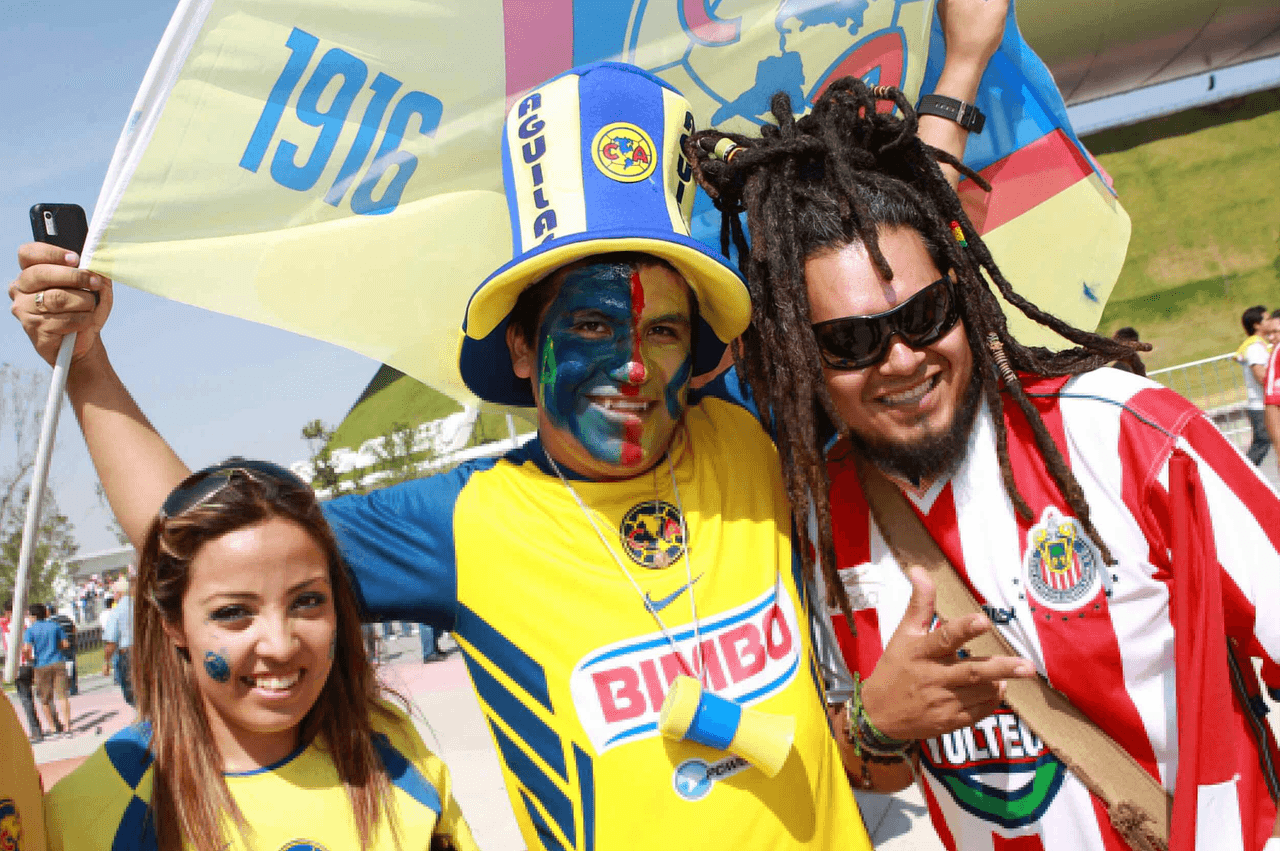 Bellas postales de color nos dejó aquella previa donde rojiblancos y azulcremas disputarían la Fecha 11 del Clausura 2011.