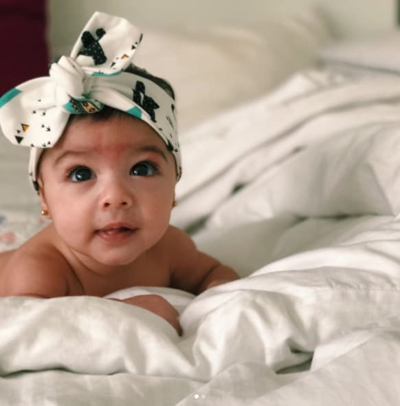 Johnny Lozada es el abuelo más feliz, y compartió lo bella que luce su nieta a sus tres meses. "Es que me la como", expresó llenó de emoción.