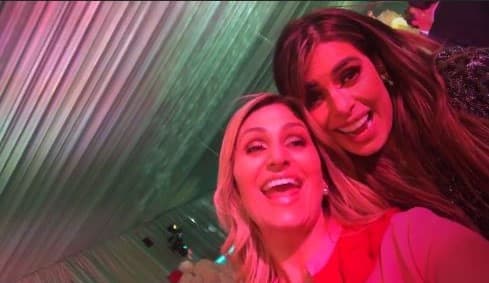 Gracias a los videos que Anette compartió en redes sociales, mostró que Galilea no dejó de bailar y cantar durante la celebración.