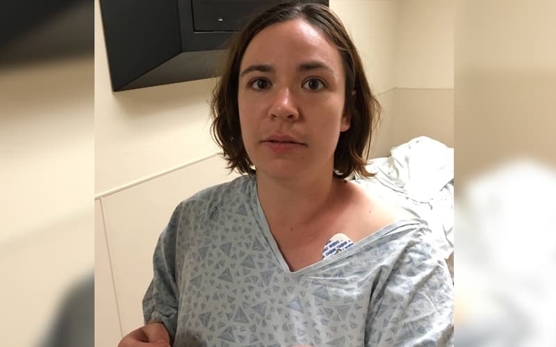 La 'sirena de California' continúa internada y bajo evaluación psiquiátrica a un mes de ser hallada desnuda en una carretera