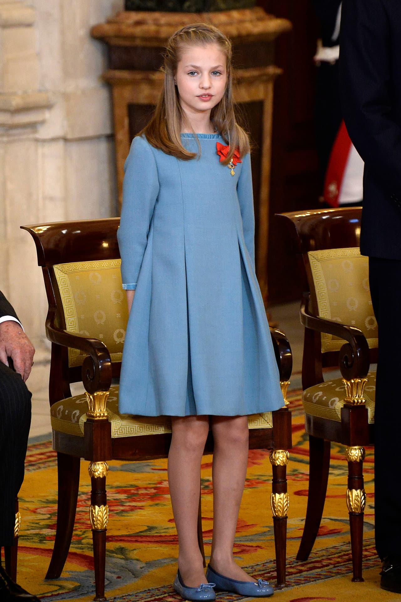 Los únicos momentos en los que la 
<a href="https://www.univision.com/famosos/princesa-leonor-de-espana-estrena-corte-de-cabello-estilo-hailey-baldwin-fotos">princesa Leonor</a> y la infanta Sofía pueden romper esta regla son los fines de semana, pero exclusivamente si sus actividades así lo requieren.