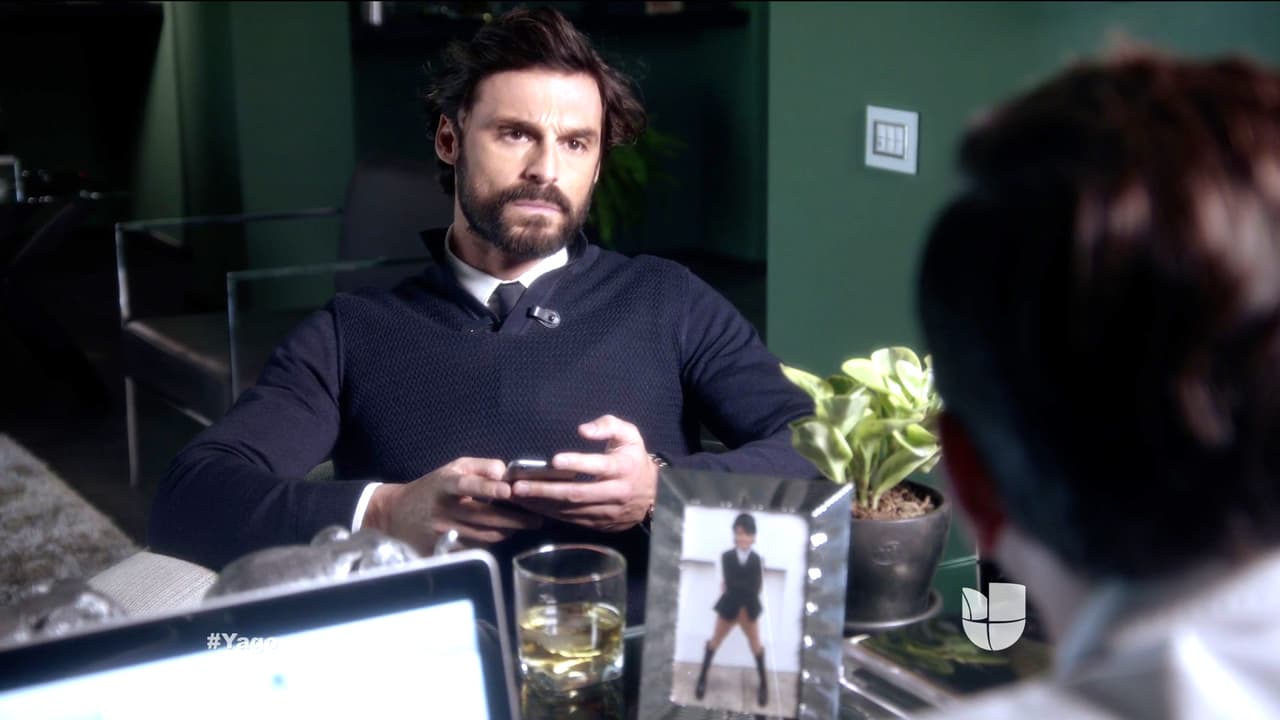 Pero ni te imaginas a quién tienes sentado frente a ti. ¡Es el mismísimo Omar!