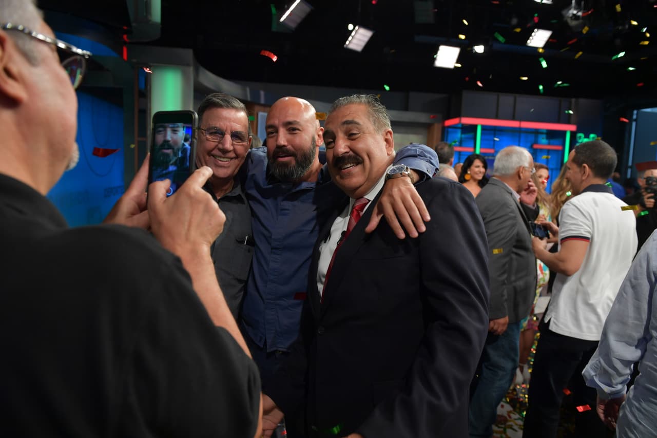 República Deportiva cumple 20 años de alegría e información y así los vivimos este domingo.