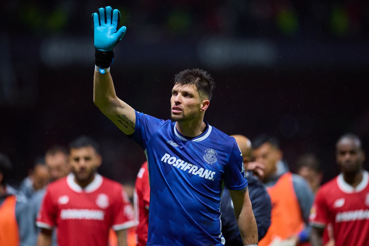 Volpi ve "parte del show" su 'osote' en el gol del 'Chino' Huerta