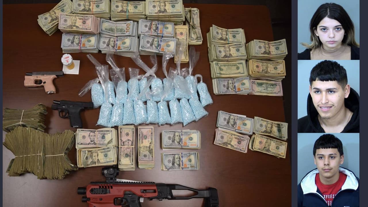 Camacho, Perry y Arvayo fueron arrestados y registrados en la cárcel del condado de Maricopa.