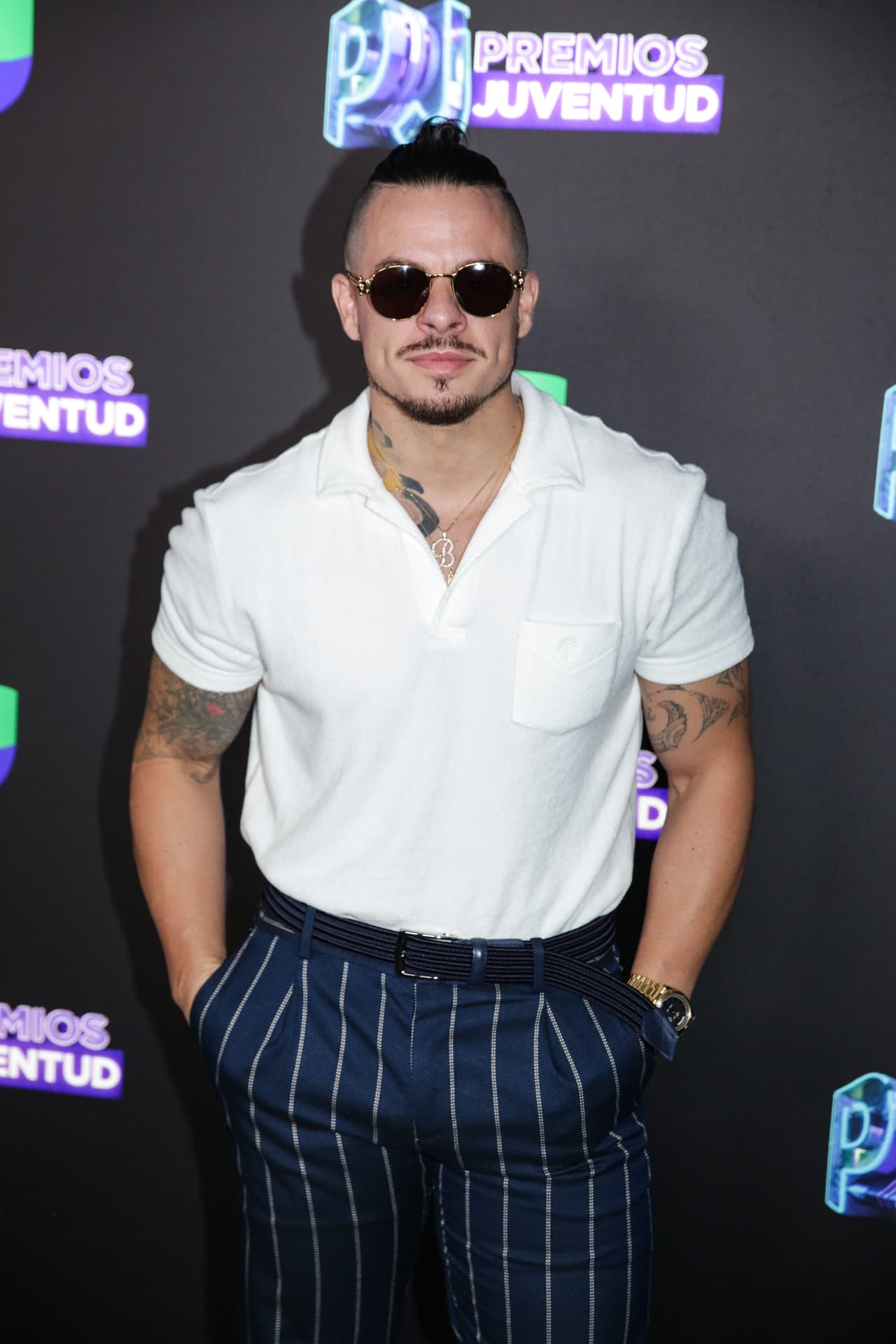 Casper Smart también prefirió llevar sus anteojos negros.