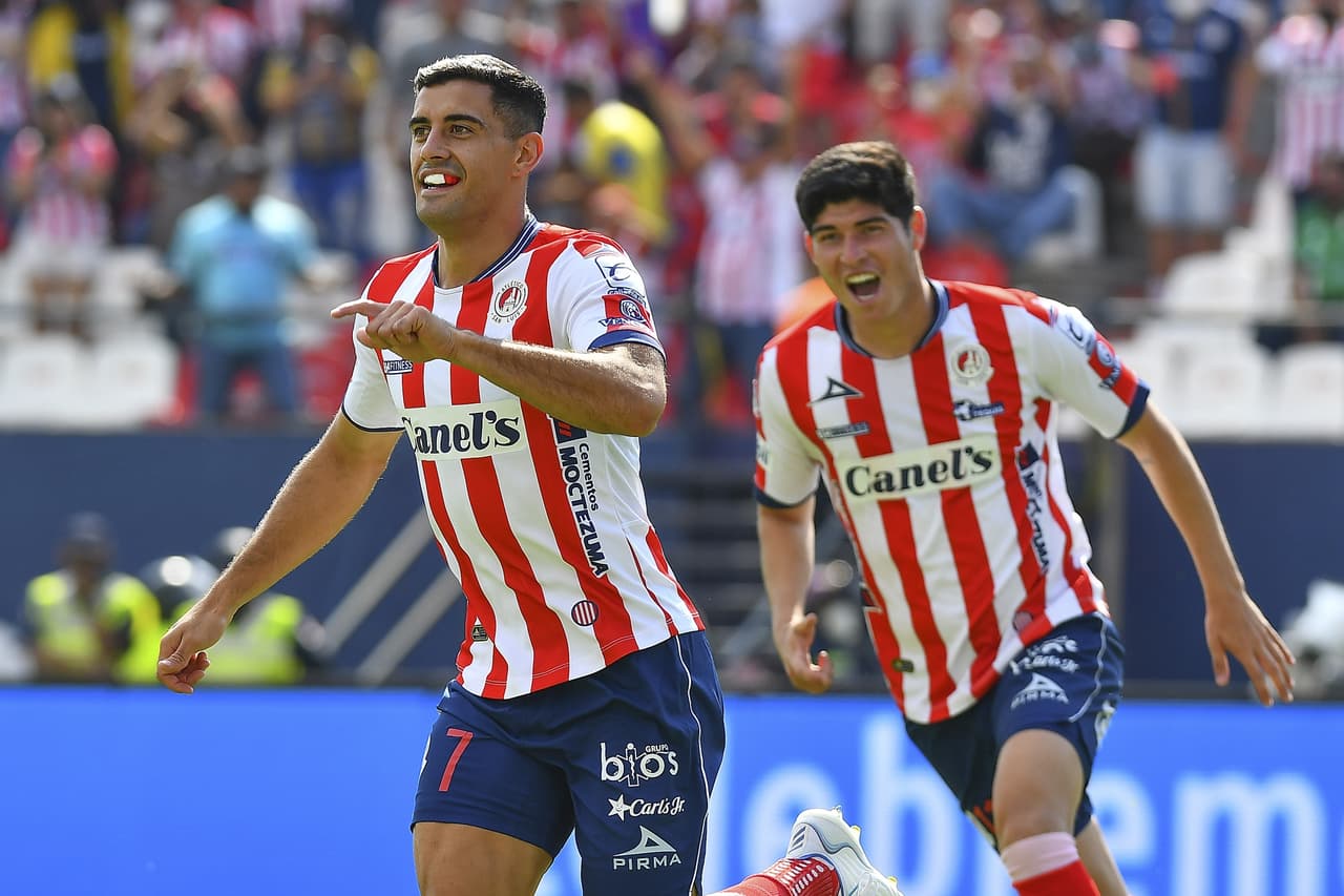 Santos remontó y sorprendió de visita al Atlético San Luis. El conjunto lagunero, a pesar de estar eliminado, hizo un gran partido y se llevó la victoria fuera de casa con goles de Eduardo Aguirre, Brian Lozano y José Ávila.
