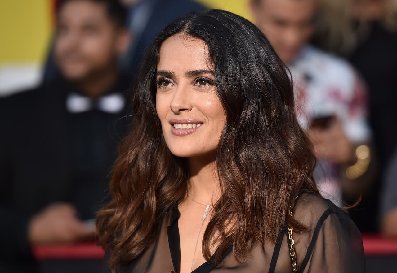 Salma Hayek le dice no al botox y las cirugías 