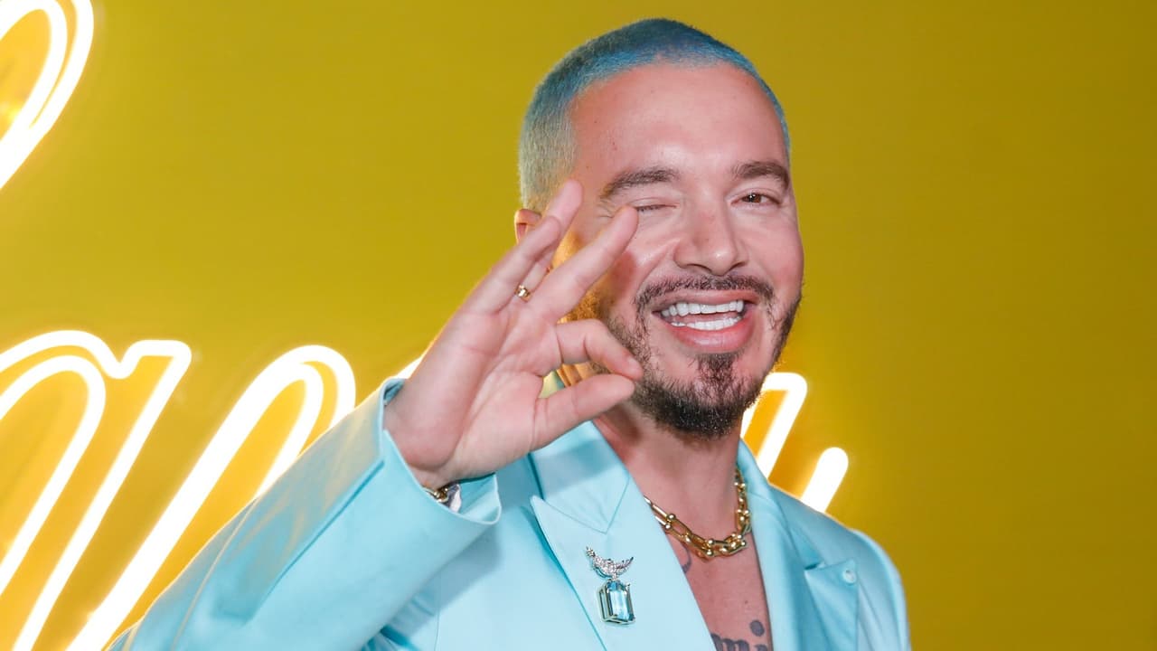 J Balvin tendrá su propia escultura en Medellín, Colombia, y tienes que ver cómo quedó