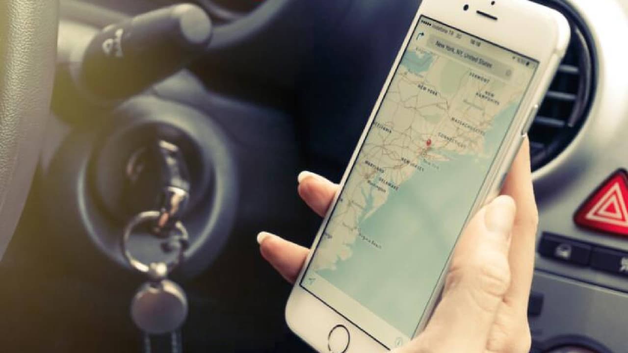 <b>Planea tus rutas</b>
<br>Permite tiempo adicional de viaje y planificar rutas para evitar el tráfico, los cierres de caminos o desvíos. Busca vías despejadas. Realiza todos tus pendientes en un solo viaje y si puedes no utilices el automóvil.