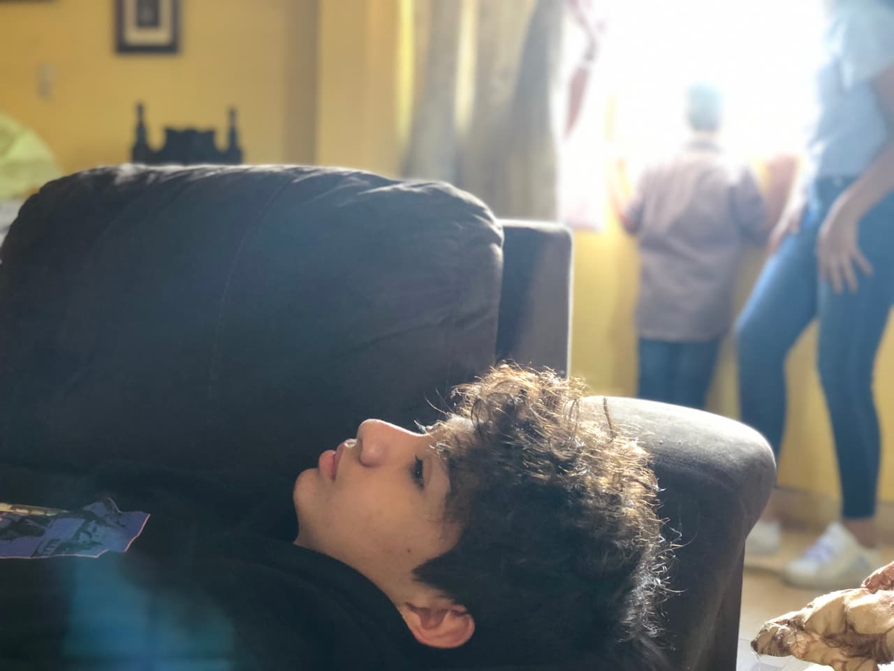 Julián cayó en depresión y ansiedad debido a esta noticia y ha su nueva etapa en la pubertad. 
<br>