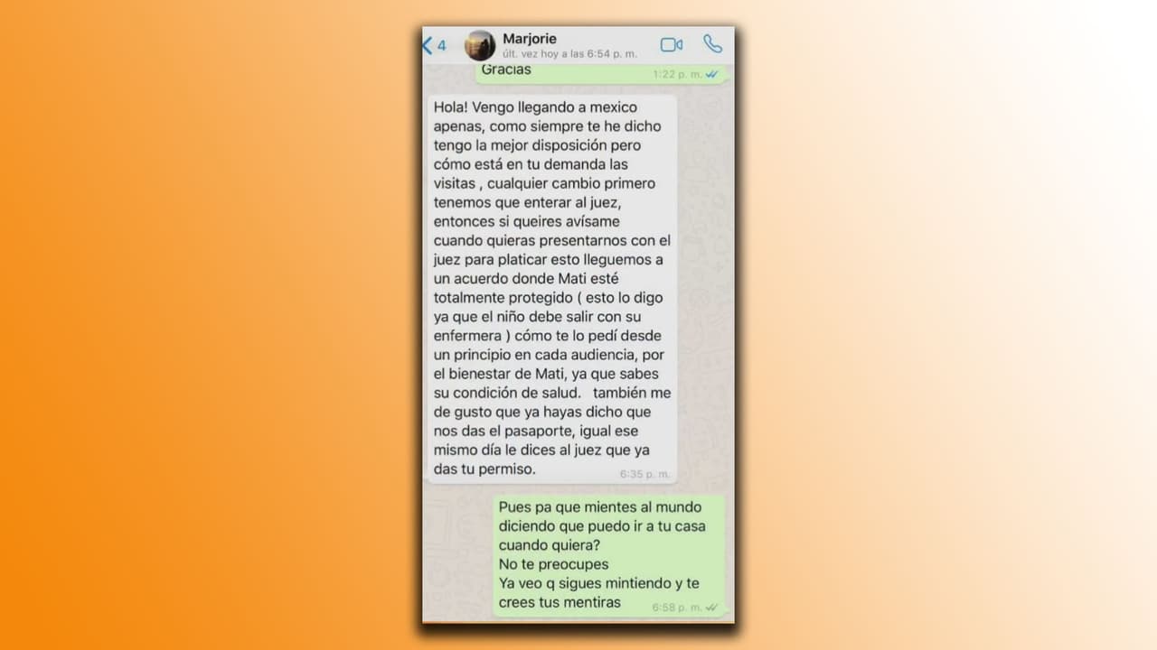Una respuesta que la hermana de Julián dijo llegó una hora después, y a la cual Julián Gil reaccionó molesto.
