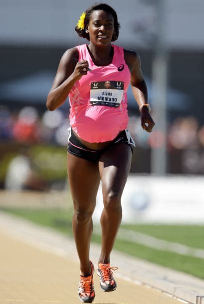 La pancita pertenece a la atleta Alysia Montano, quien a lo largo de su embarazo nunca dejó de correr y con autorización de sus médicos compitió en esta prueba.