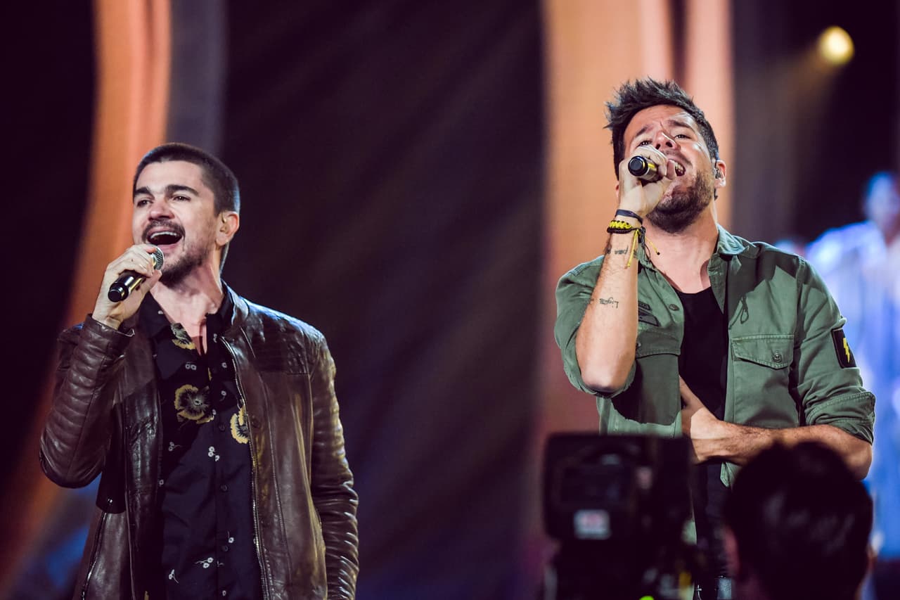 Luego los vimos juntos sobre el escenario. No te puedes perder esta colaboración,