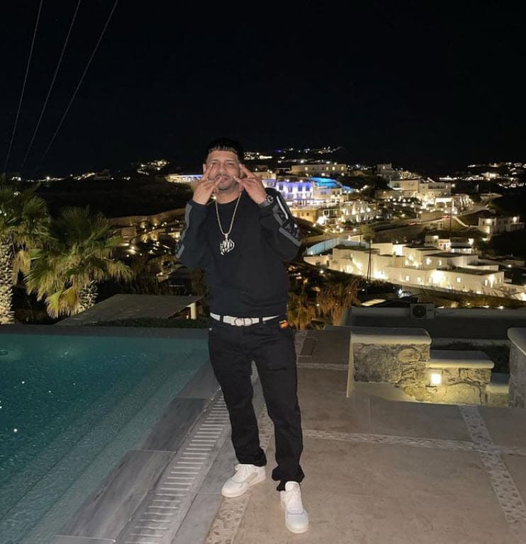 Produjo exitosos temas como 'La jeepeta', 'Te boté' y 'Wow remix', solo por mencionar algunos.
<br>