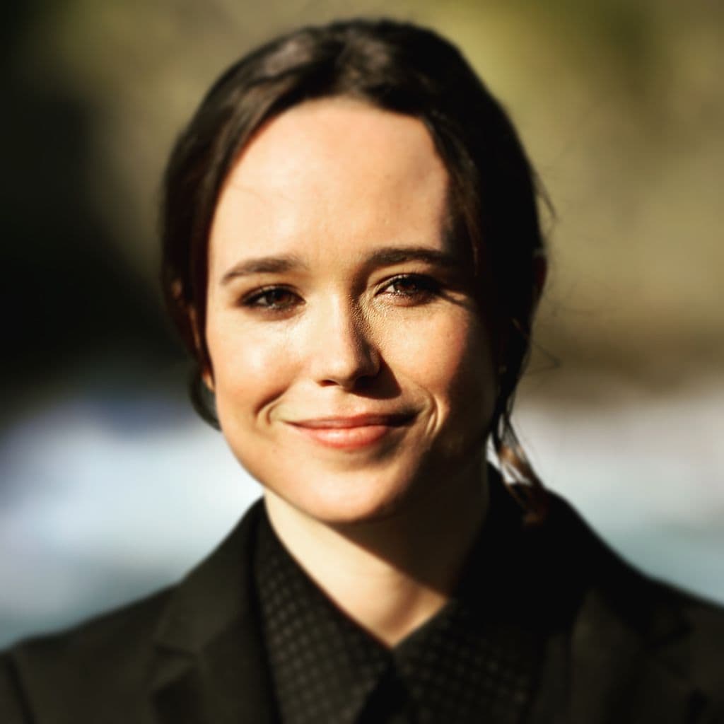 “Mi privilegio me ha permitido tener recursos para pasar y estar donde estoy hoy y, por supuesto, quiero usar ese privilegio y plataforma para ayudar de la manera que pueda”, agregó.