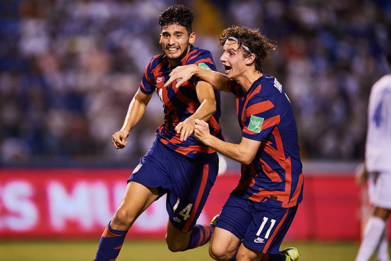 Los visitantes tuvieron que venirt de atrás en eñ segundo tiempo y logran golear a Honduras 1-4.