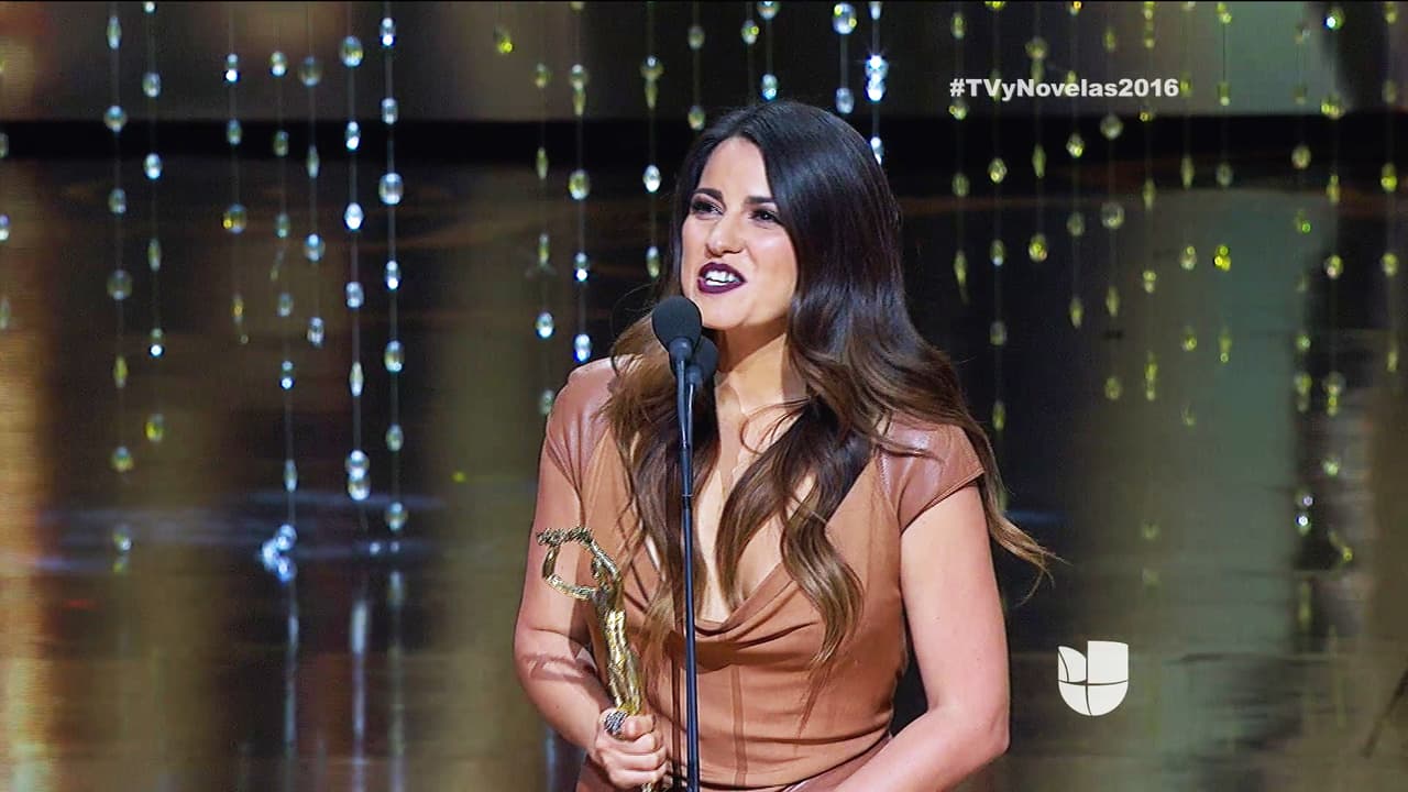 Maite Perroni cumplió el sueño de toda actriz al convertirse en la mejor actriz protagónica.