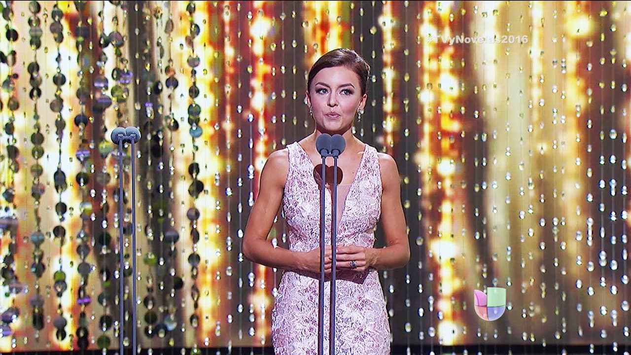 Somos todo oídos Angelique.