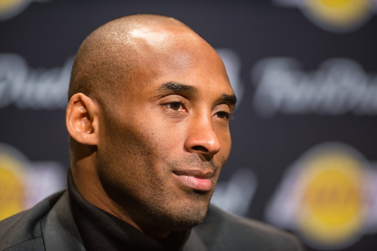 Más tarde, Shaffir publicó otro video diciendo que la muerte de Kobe fue una “buena historia” porque “el tipo escapó de violación”. TMZ reportó que el video fue borrado más tarde.