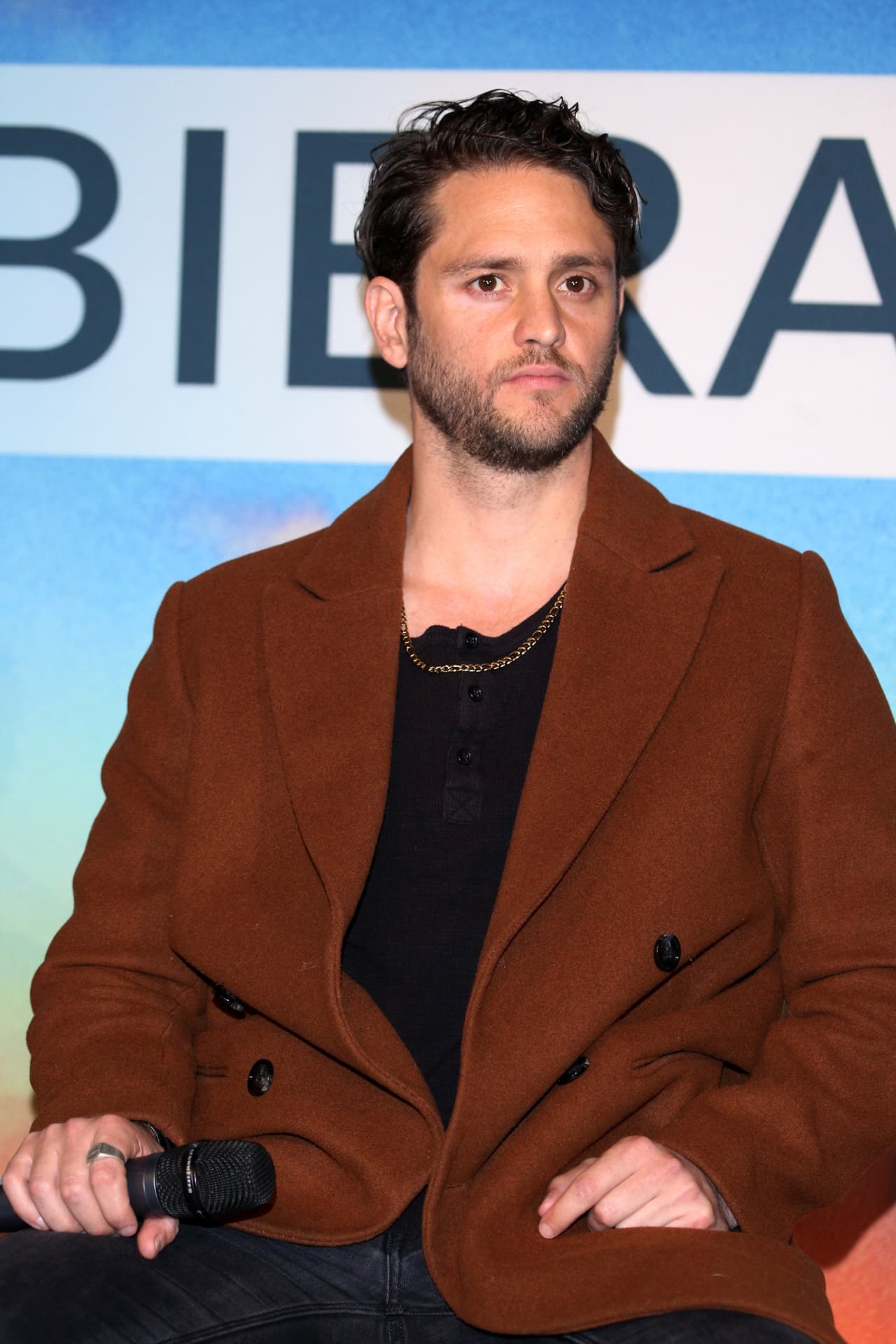 Asimismo, el intérprete se mantiene muy activo en sus redes sociales, donde ha reunido más de dos millones de seguidores. Aunado a su trayectoria actoral, Uckermann siguió su camino en la música y estrenó el sencillo ‘Heal Together’ en 2021. ¿Recordabas las actuaciones en telenovelas infantiles de estas celebridades?