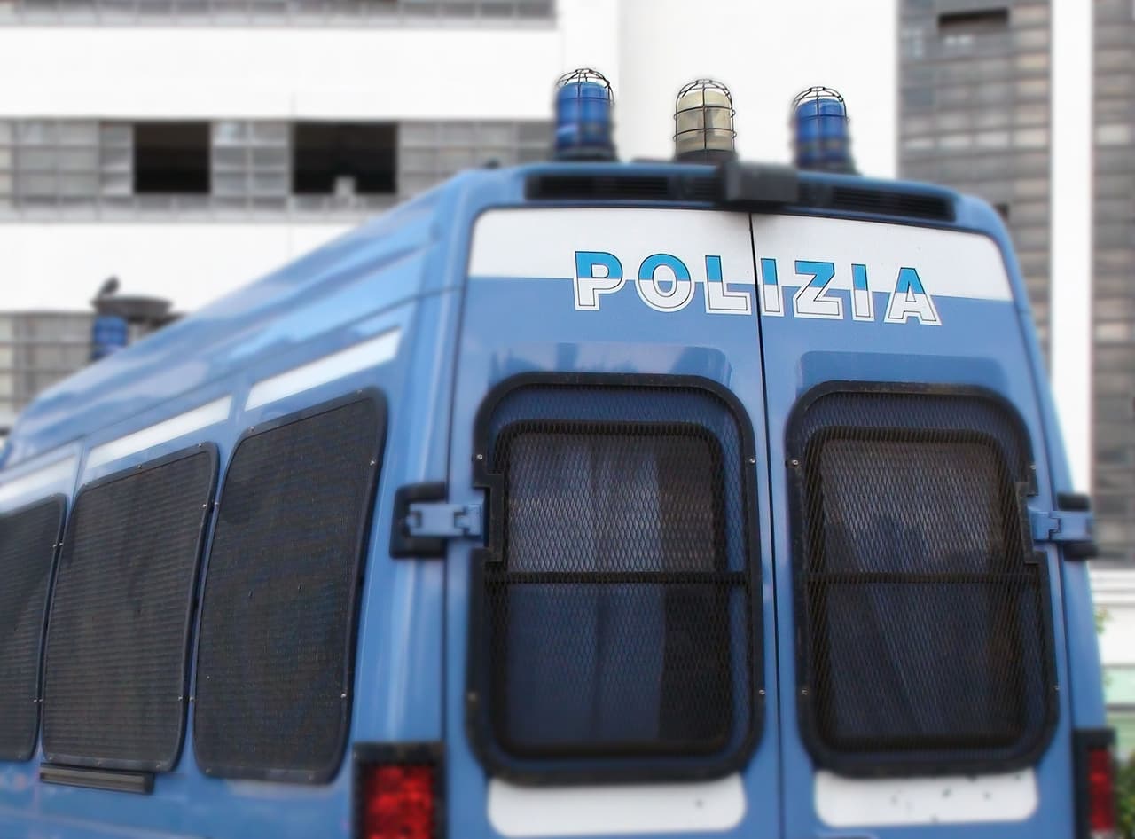 Hombre confiesa que descuartizó a su pareja, intentó quemar sus restos y luego los tiró en una montaña 