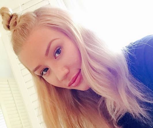 Así al natural, ¡se ve súper linda!