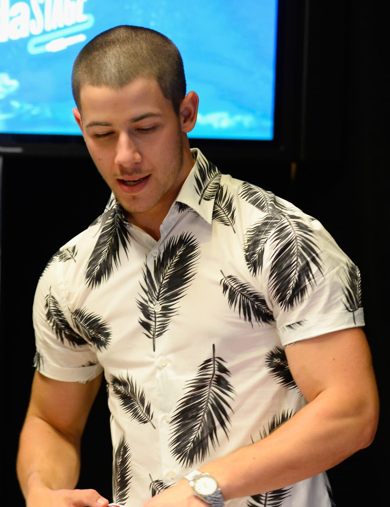 El actor y cantante se ha ganado el corazón de su público por su sensibilidad ante la música.