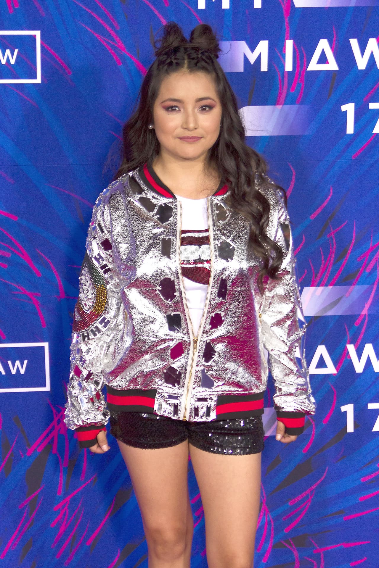 En junio de 2018 
<b>Rubí, la 'quinceañera más famosa de México'</b> también se vio envuelta en el escándalo luego de que su exrepresentante intentara manipularla y le robara sus cuentas en las redes sociales.