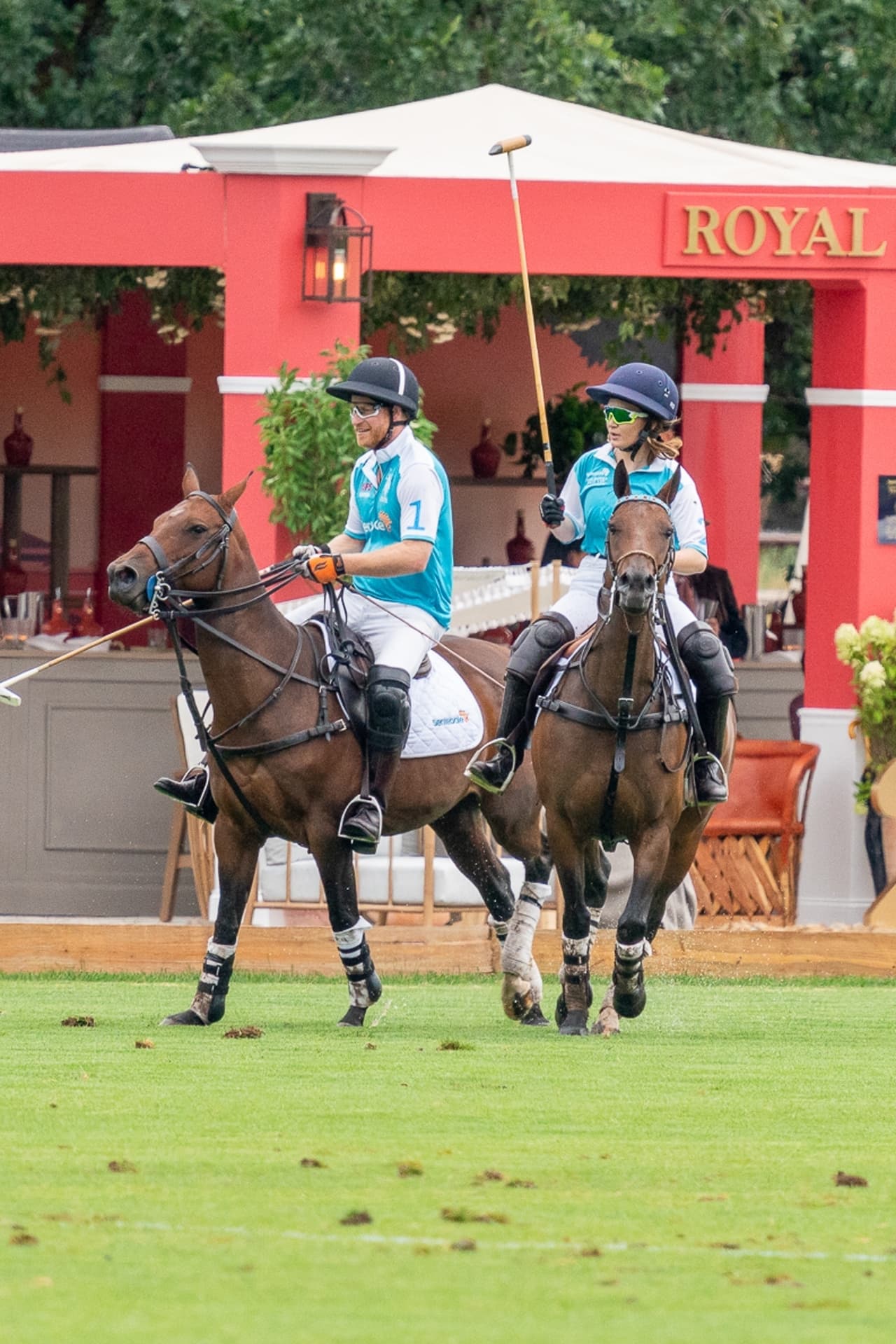 La organización Sentebale 
<b>recaudó 3 millones de euros</b>, según reportó la revista Hola, un nuevo récord para el torneo anual Sentebale Polo Cup.