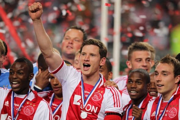 14. AFC AJAX- $184 millones es el valor de esta marca, 150% mayor en comparación con 2011.