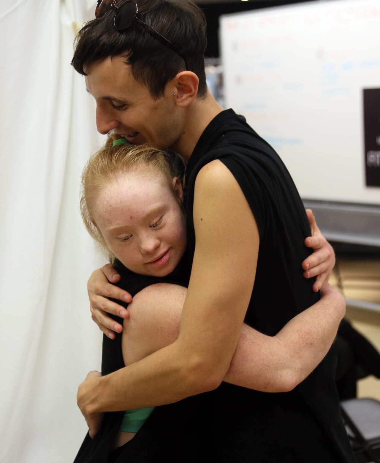 Ella cuenta con el apoyo de muchas personas que comparten su sueño, cambiar la percepción de las personas con discapacidad con respecto de la moda.