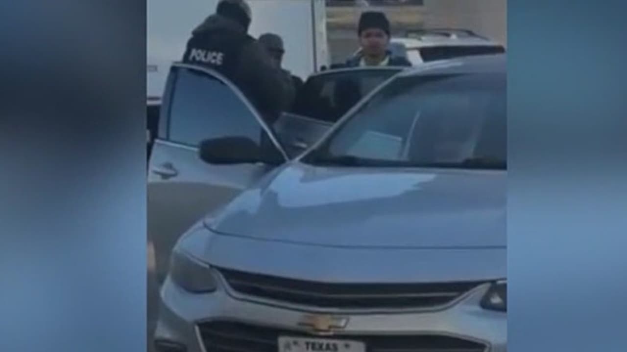 Mujer capta detención de ICE en Austin y ayuda a identificar a inmigrante