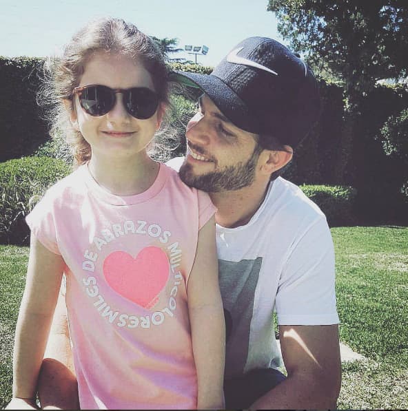 Además de ver a su bebé, siempre que va a Argentina aprovecha para ver a su familia.