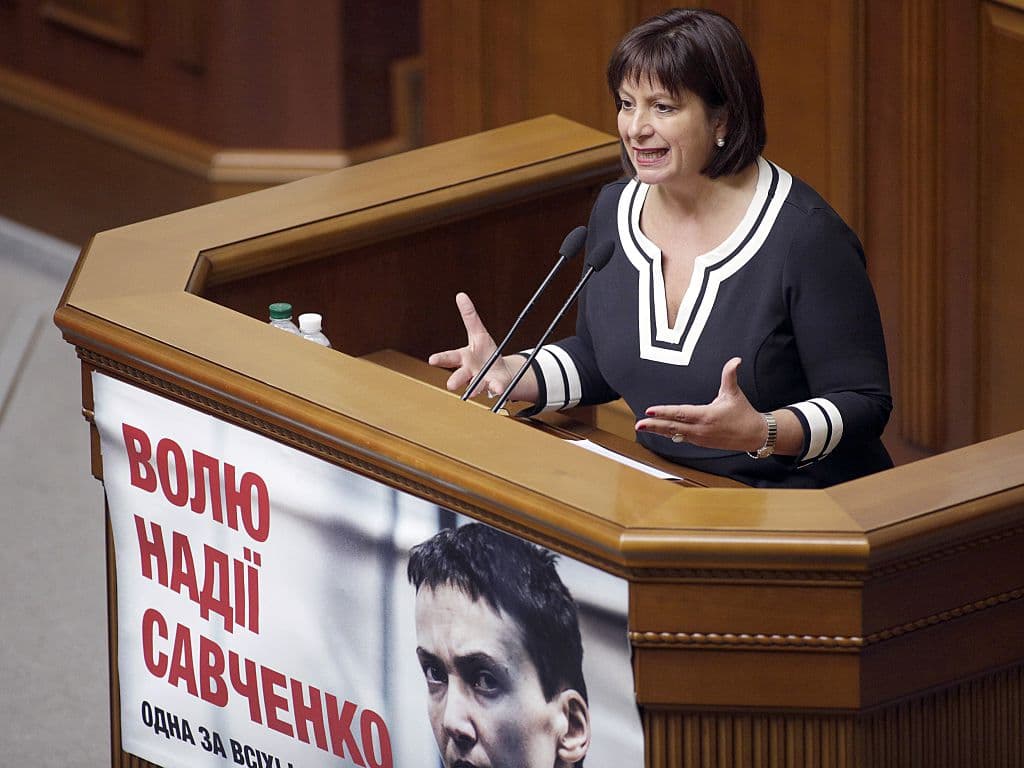 Chofer, escolta y mudanza desde Ucrania: los cuantiosos gastos de la nueva directora de la Junta de Supervisión Fiscal