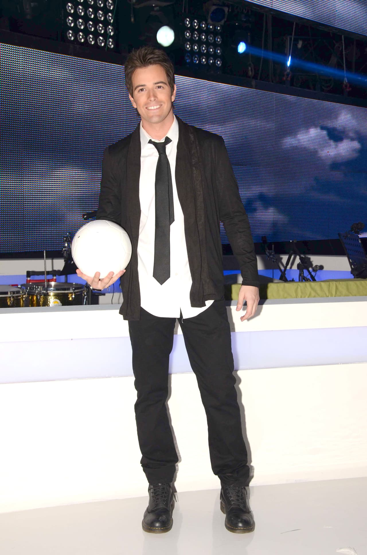 Mane de la Parra también fue parte de esta telenovela, aunque para su suerte sólo participó en los primeros capítulos. La novela estuvo nominada a sólo 3 Premios TVyNovelas, pero no ganó ninguno.