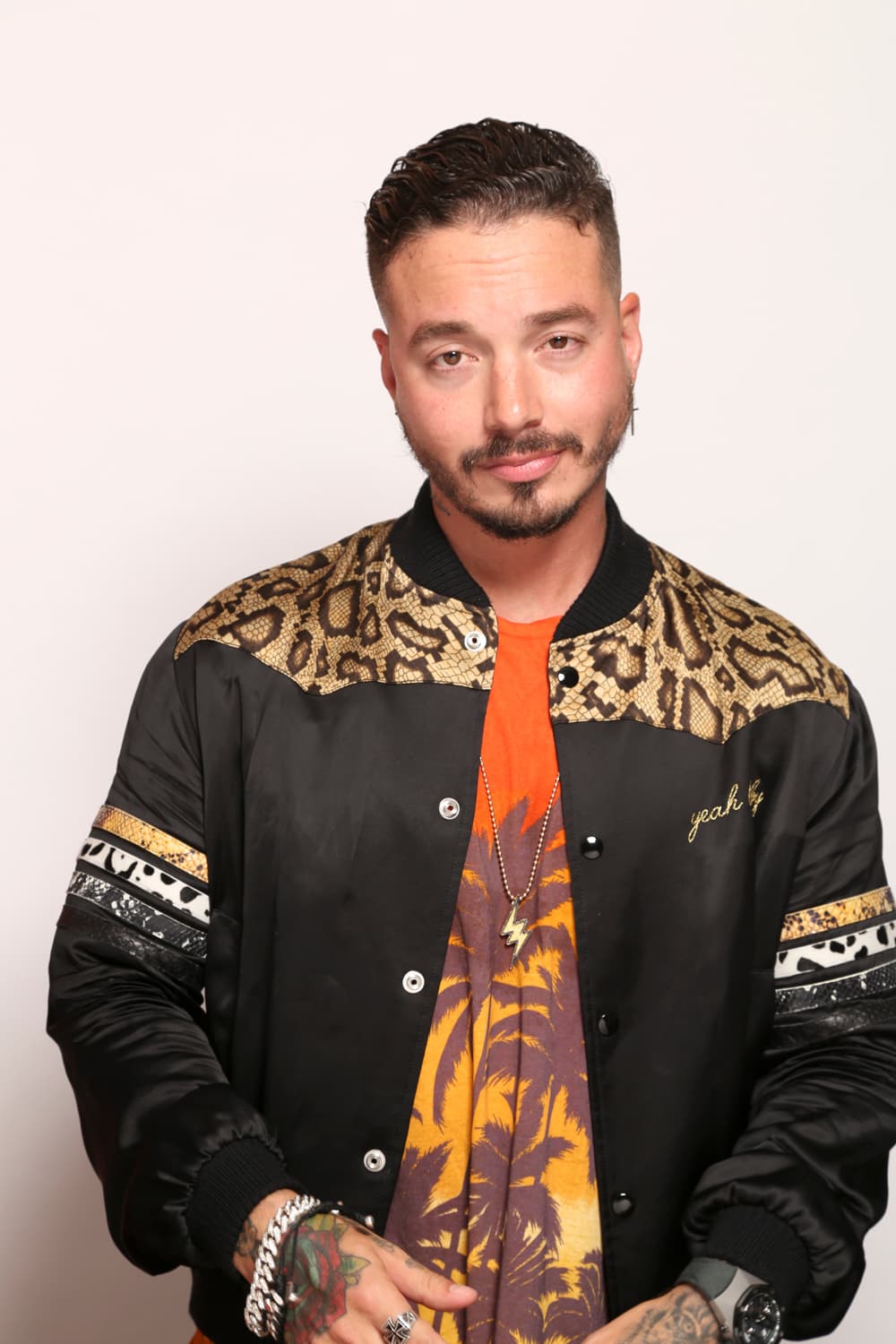 Este año, el colombiano llega nominado en la categoría Mejor Álbum de Música Urbana por su más reciente producción discográfica 'Energía' y seguramente sobre el escenario s va a lucir con su presentación.